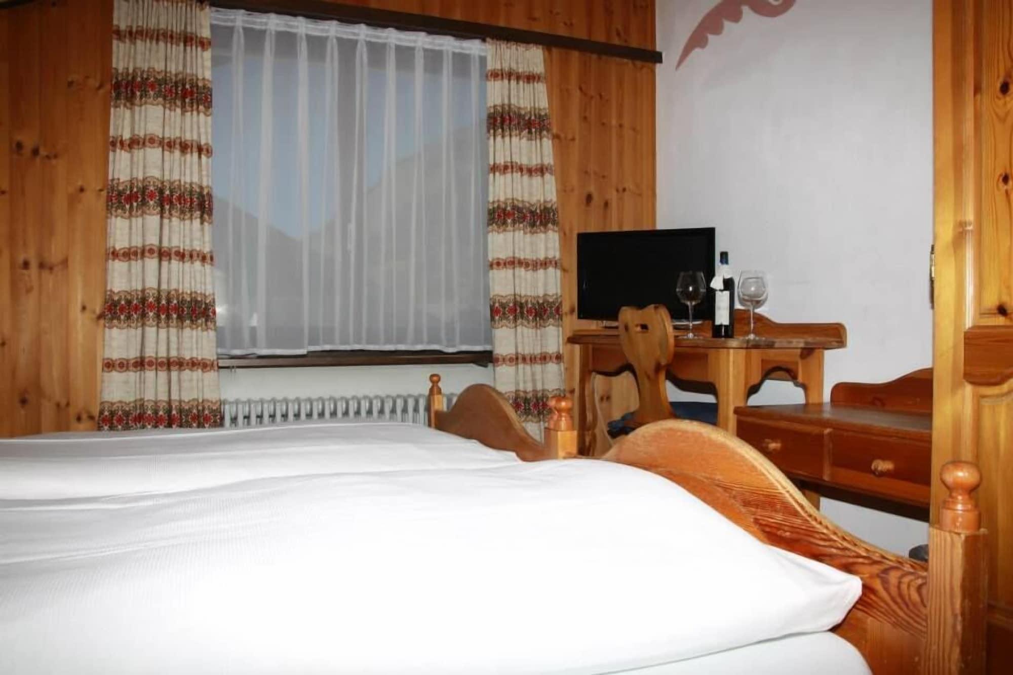 Walliserhof Теш Екстер'єр фото