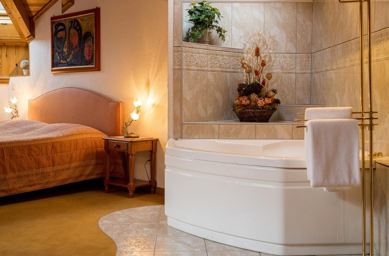 Walliserhof Теш Екстер'єр фото